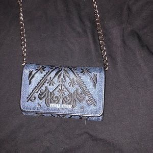 🔴 closet clear out!! 💯 auth MIU MIU denim embroidered wallet with chain
